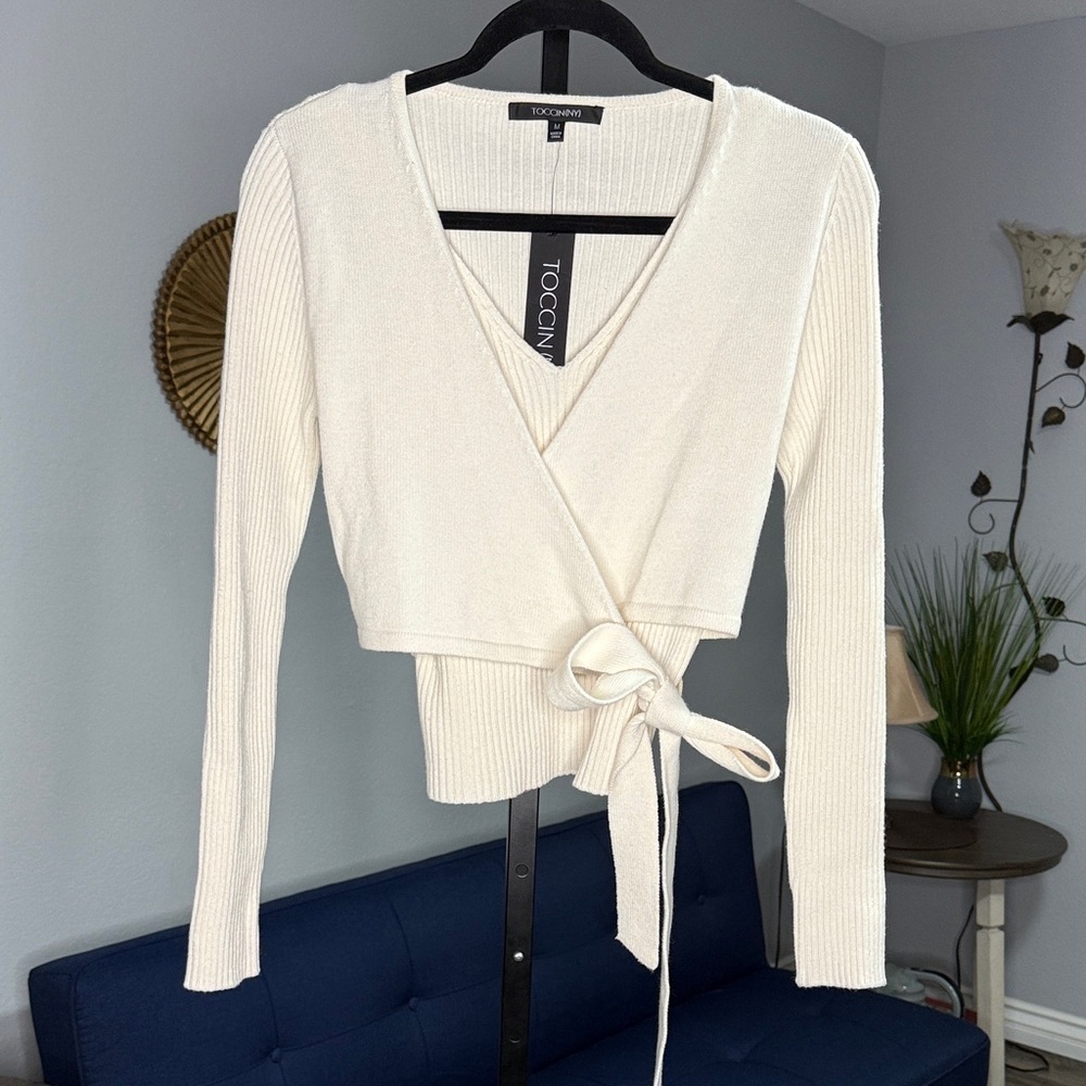 ToccinNY Women's Ribbed Long Sleeve Wool Blend Wrap Sweater Top size Medium NWT
